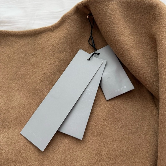 S Deer - Chic Tan Lightweight Round Neck Woolen Cropped Jacket - Picture 9 of 10